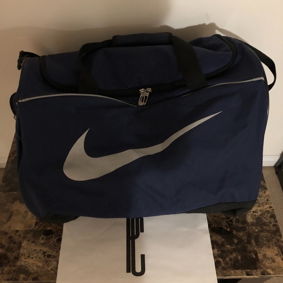 Nike Other - Nike Duffle Bag